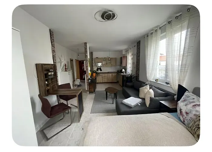 شقة Kleine Gemuetliche